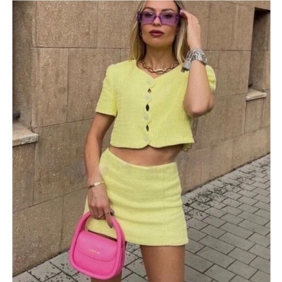 Zara Two Piece Pastel Yellow Textured Cropped  Jacket & Skort Set Size Lg - Picture 1 of 10